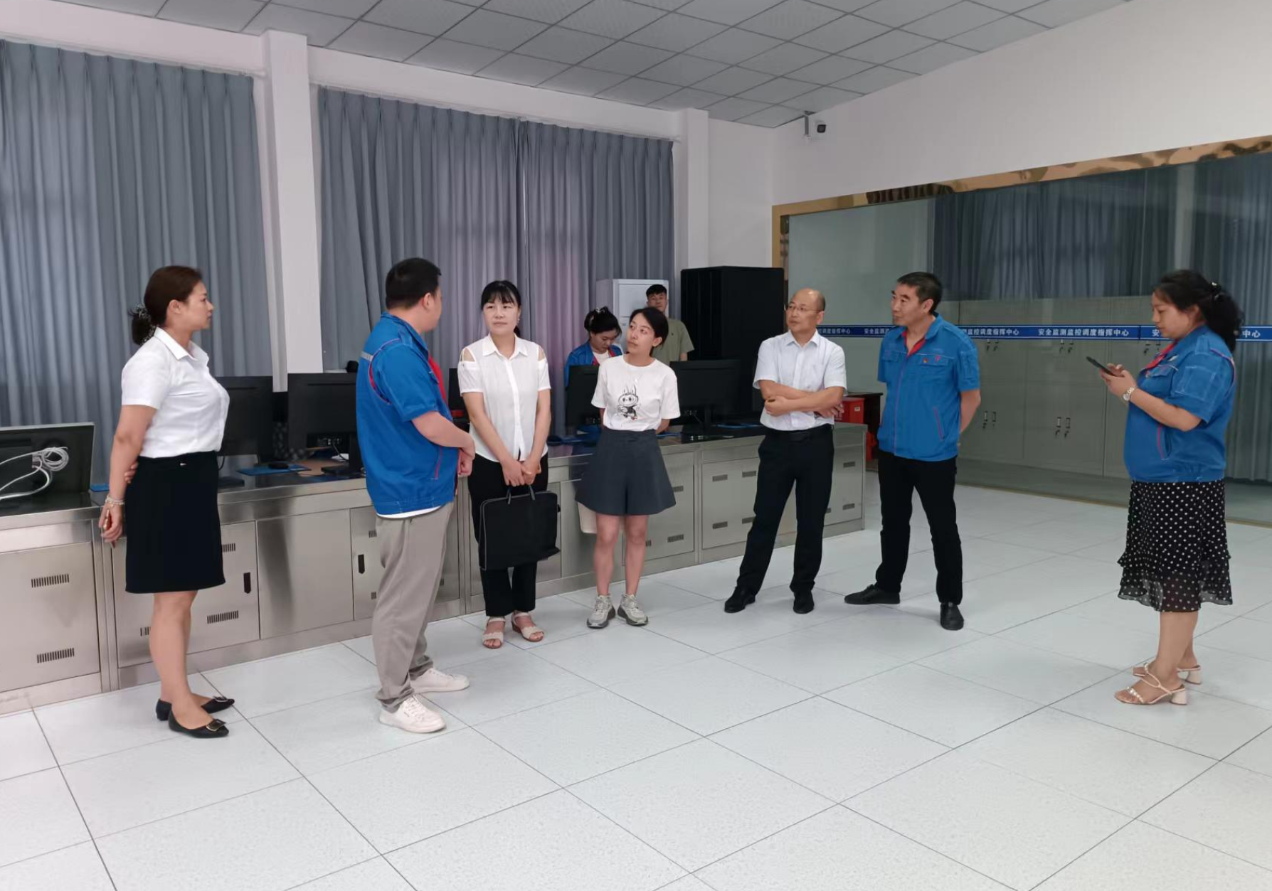 德陽市總工會經濟技術部到公司礦區調研